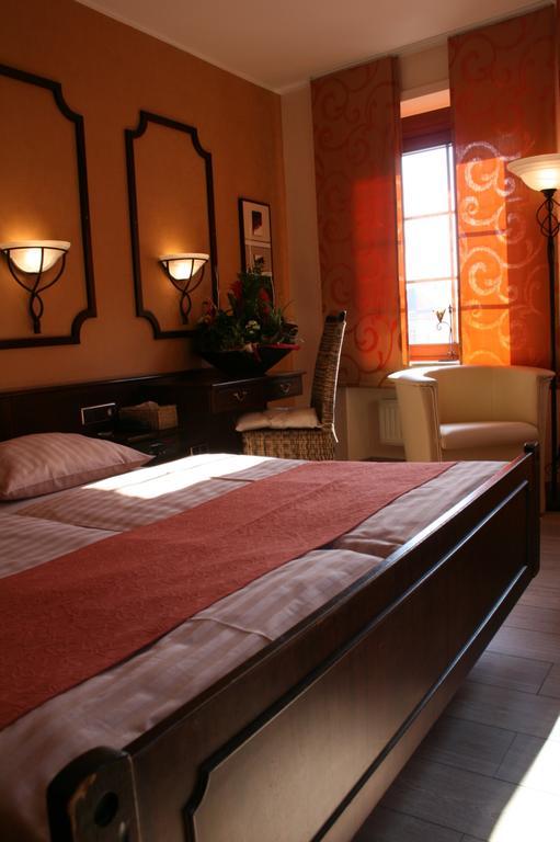 Le Pavillon Hotel Echternach Kamer foto